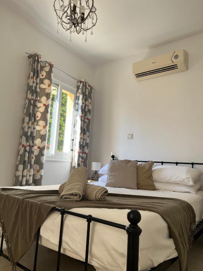 Hillview Apartment Peyia Exterior foto
